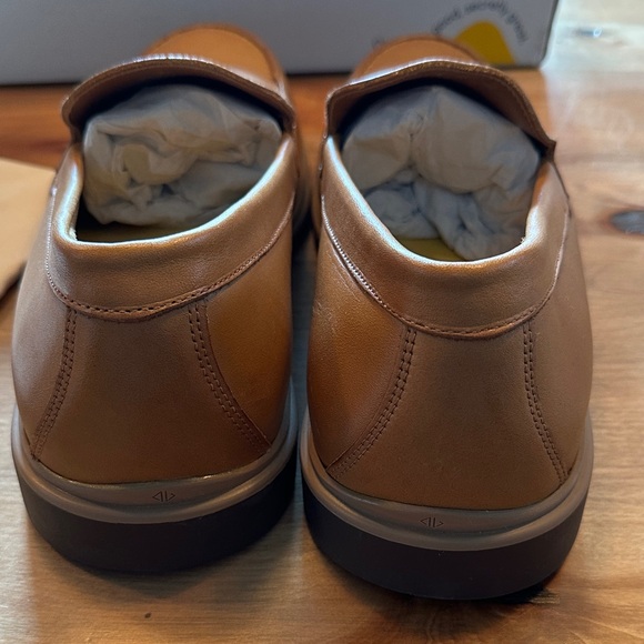 Amberjack Tan Leather Slip-On Loafers for Men - Picture 5 of 8